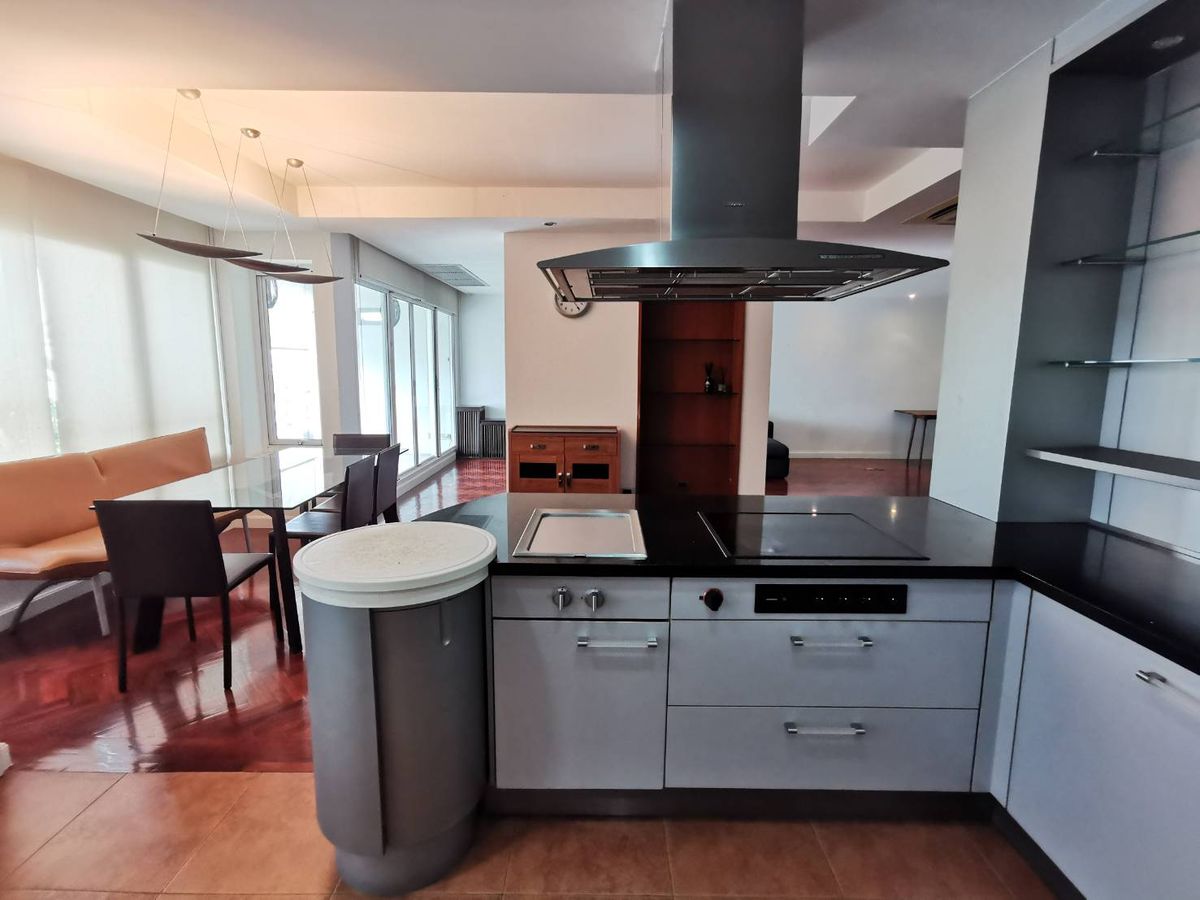 For SaleCondoSathorn, Narathiwat : For Sale with tenant: DUPLEX condo at Supreme Elegance, 2 BR/3 B, 220 sqm., classic and unique interior, Sathorn area