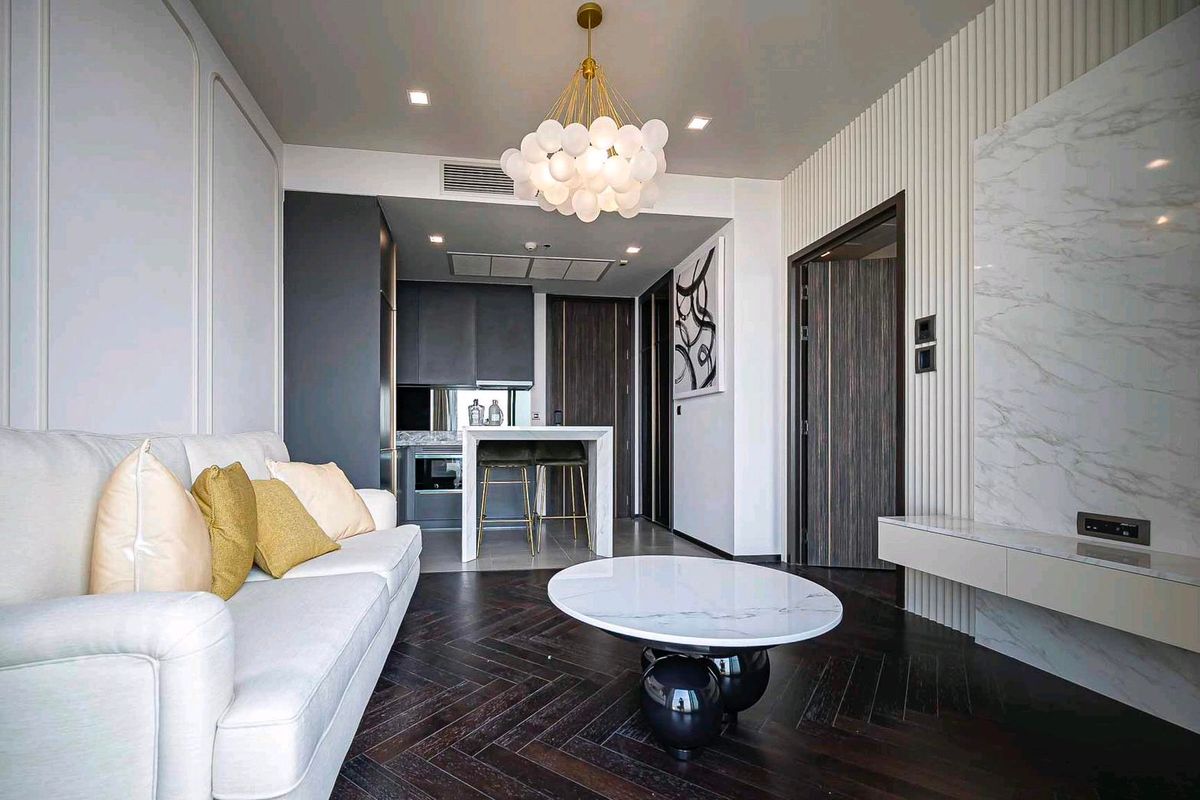 For RentCondoAri,Anusaowaree : Beautiful room, minimal decoration