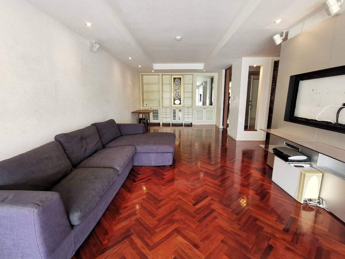 For SaleCondoSathorn, Narathiwat : For Sale with tenant: DUPLEX condo at Supreme Elegance, 2 BR/3 B, 220 sqm., classic and unique interior, Sathorn area