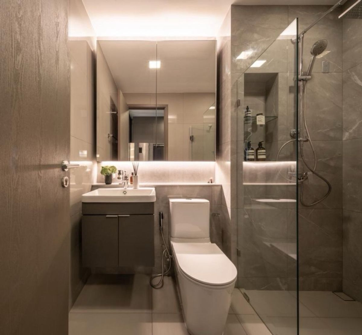 For SaleCondoSapankwai,Jatujak : 𝐓𝐡𝐞 𝐏𝐫𝐢𝐯𝐚𝐜𝐲 Chatuchak, comfortable installments 𝟗, 𝟗𝟎𝟎/month, do not have to pay down payment Ready to enter a new room, 1 hand, buy straight 𝟎𝟗𝟓-𝟒𝟖𝟗-𝟖𝟖𝟗𝟎 green