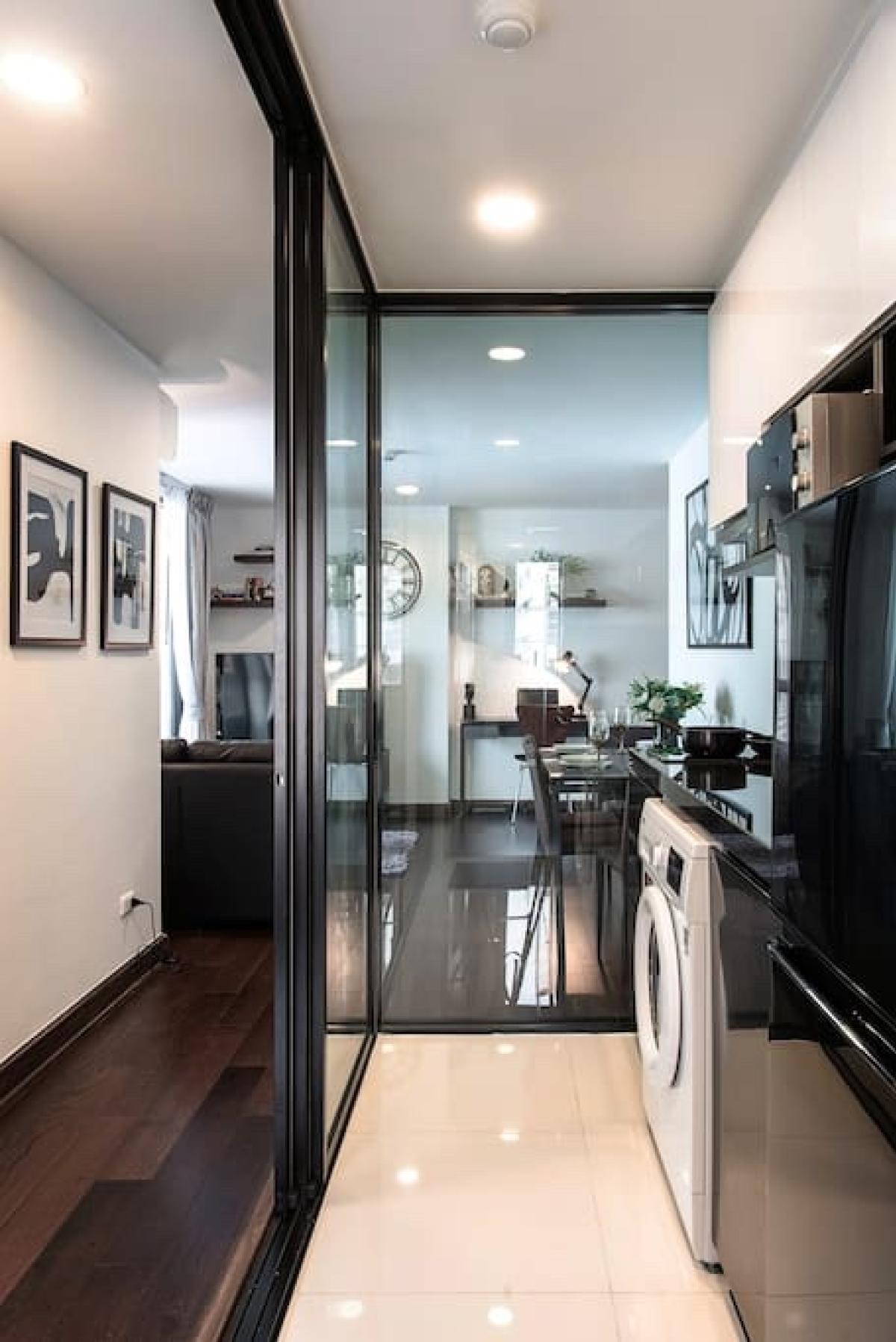 For RentCondoWongwianyai, Charoennakor : Bangkok Feliz Sathorn-Taksin, 2 bed, 21000 per month