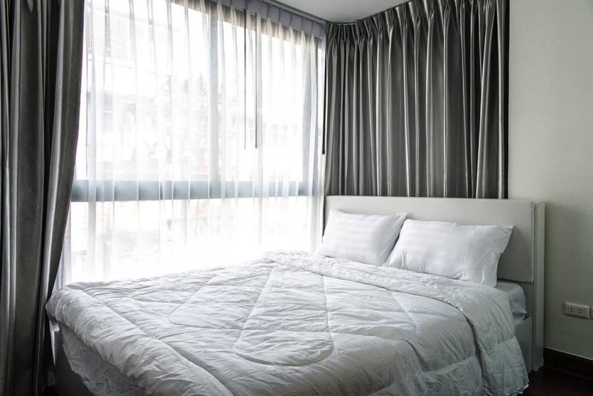 For RentCondoWongwianyai, Charoennakor : Bangkok Feliz Sathorn-Taksin, 2 bed, 21000 per month