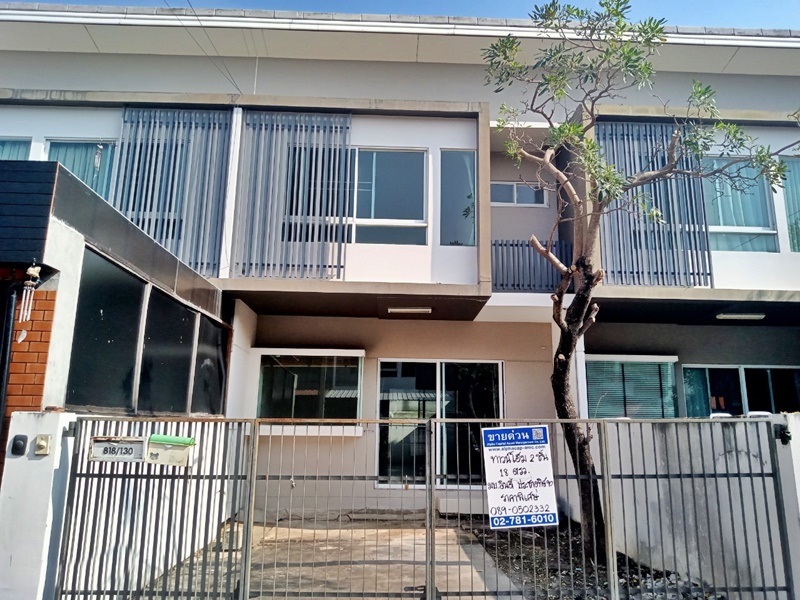 For SaleTownhomeSamut Prakan,Samrong : Indy Pracha Uthit 90 818/130 Village No. 10, Pracha Uthit in Khlong Bang Pla Kot Phra Samut Chedi Samut Prakan