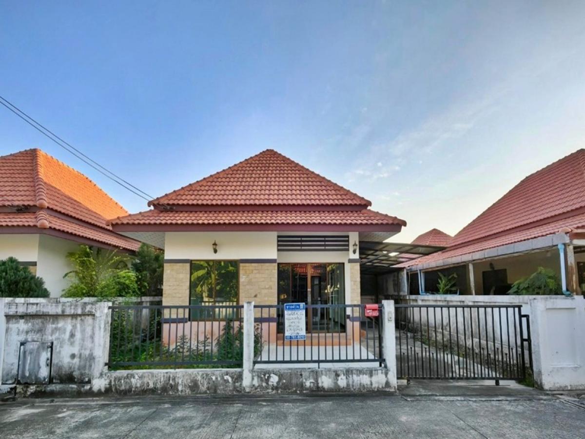 For SaleHouseRayong : Take Sporto 43/22 Soi Phayoon Building, Soi 18, Municipal Road 58 (Noen Kradok), Ban Chang, Ban Chang, Rayong