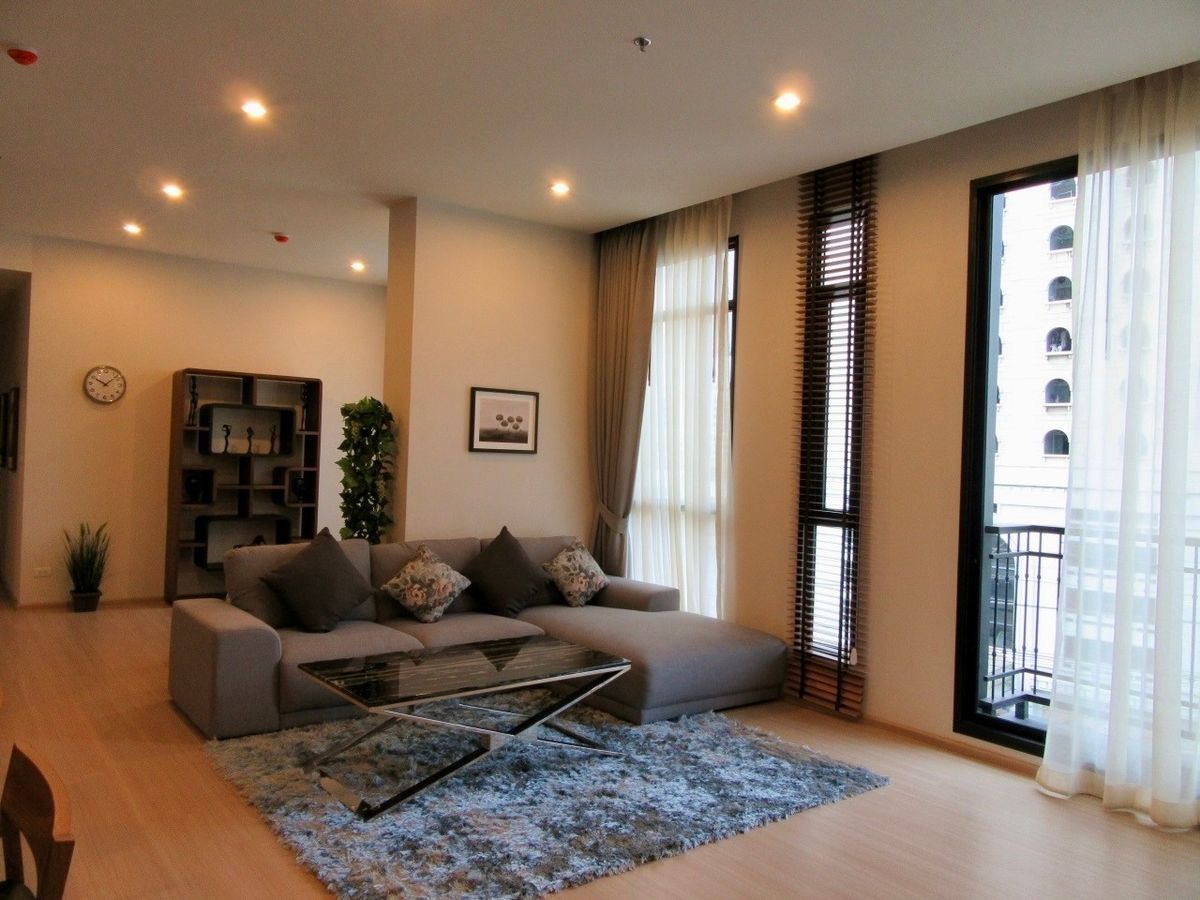 คอนโดพระราม 9 เพชรบุรีตัดใหม่ RCA : คอนโด The Capital Ekamai-Thonglor เดินทางสะดวก ใกล้รถไฟฟ้าบีทีเอส มีรถรับส่ง ห้องหรู-สวย เฟอร์นิเจอร์ครบ พร้อมอยู่ทันที!!