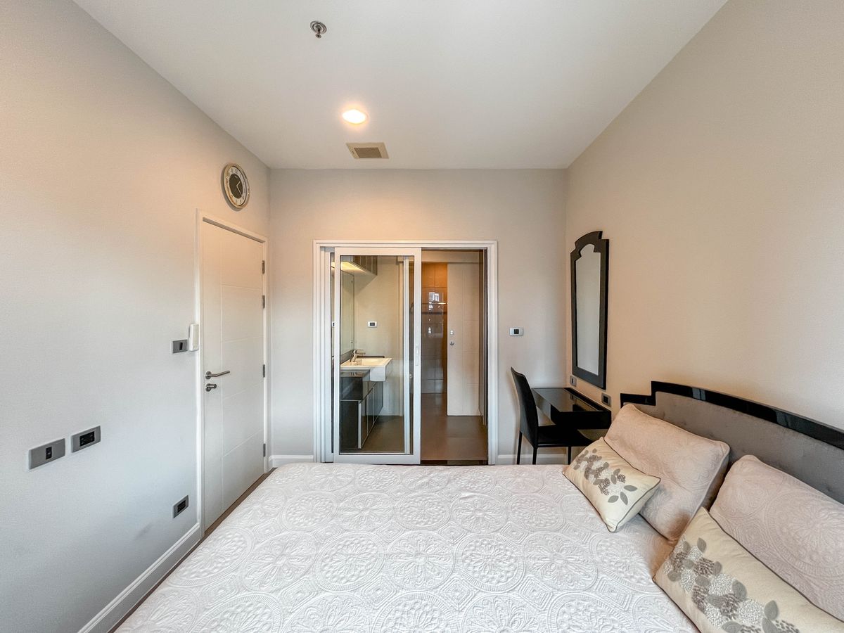 ให้เช่าคอนโดสุขุมวิท อโศก ทองหล่อ : ให้เช่า The Crest Sukhumvit 34 ราคา 28,000 บาท [MKr250593]