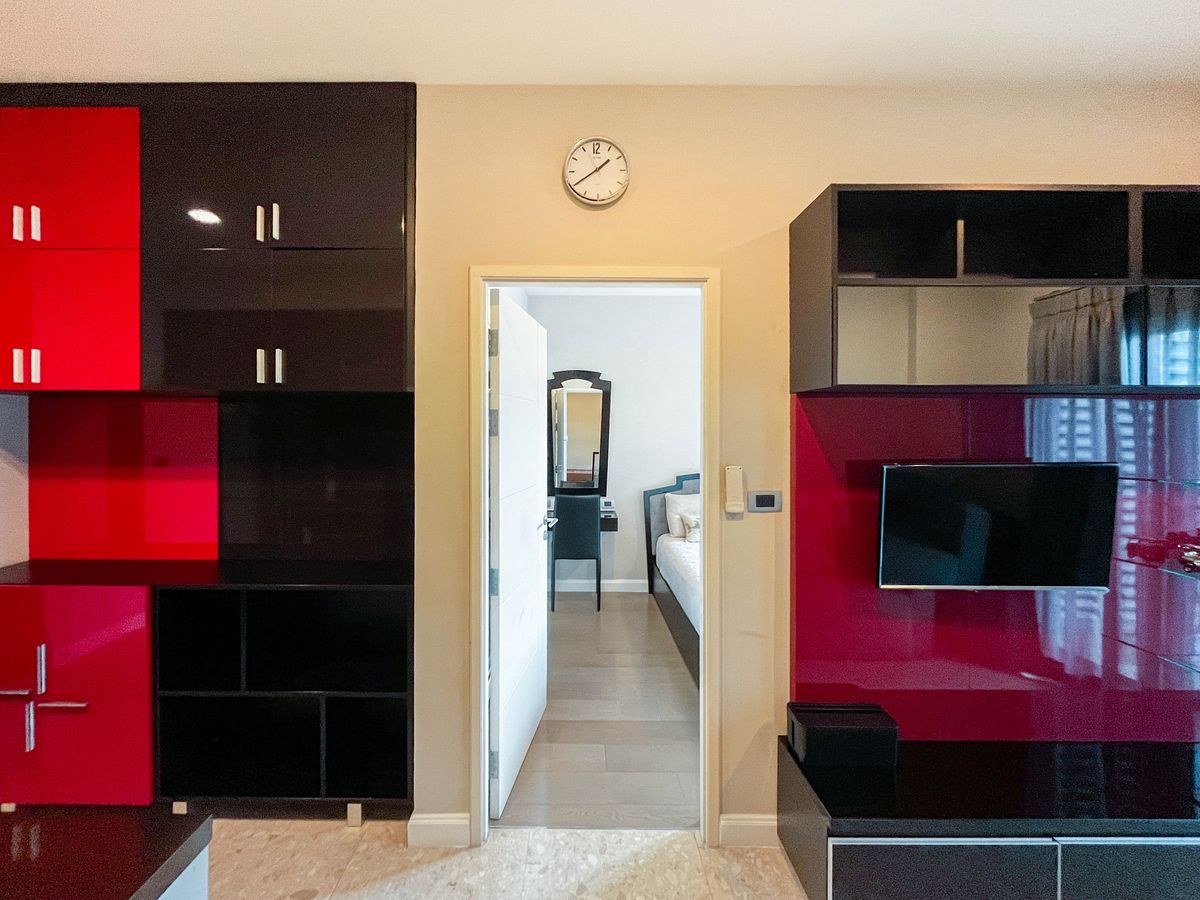 ให้เช่าคอนโดสุขุมวิท อโศก ทองหล่อ : ให้เช่า The Crest Sukhumvit 34 ราคา 28,000 บาท [MKr250593]