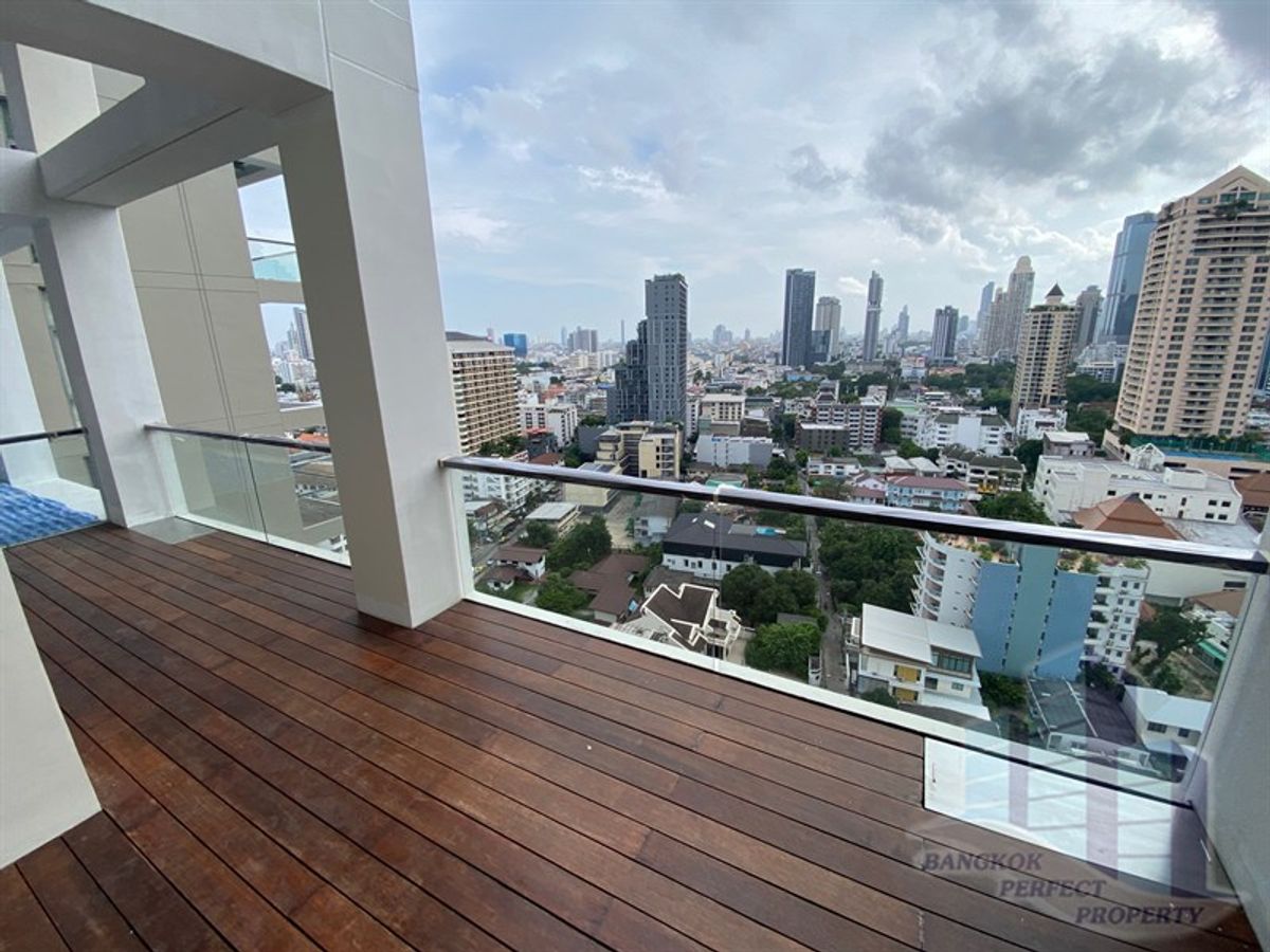 For RentCondoSathorn, Narathiwat : Beautiful Duplex 3 bedrooms, Unfurnished, The Sukhothai Residences For Rent