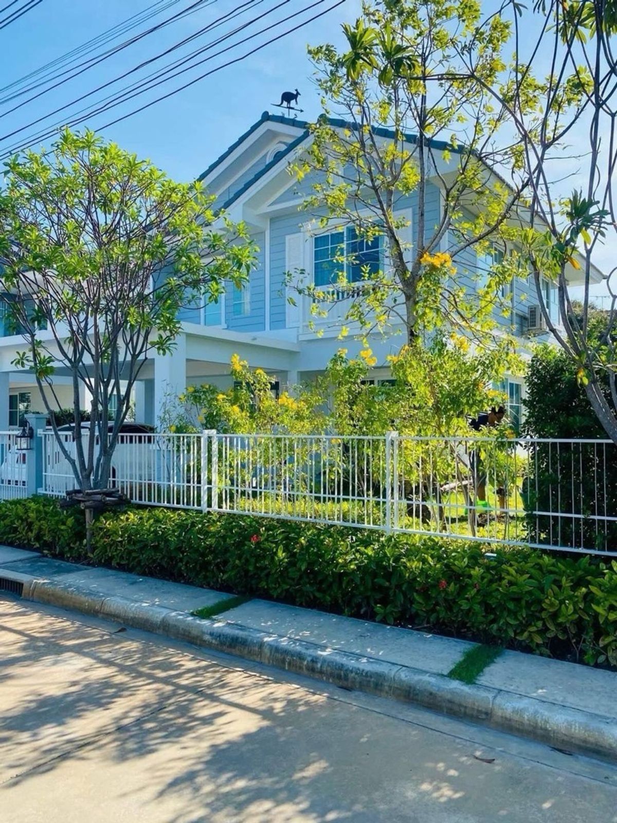 ให้เช่าบ้านบางนา แบริ่ง ลาซาล : BD04- 2856 

ให้เช่าด่วน โครงการ บ้านเดี่ยว Villaggio
ตำรุ บางพลี สมุทรปราการ
บ้านเดี่ยว หลังหัวมุม ติดสวน ด้านหน้าวิวทะเลสาบ + น้ำพุ
วิวอลังการ  บ้านสวยมาก  วิวทิวทัศน์ดีมาป

🟩บ้านสภาพใหม่98%ไม่ได้พักอาศัย
(เหมือนได้บ้านใหม่) /ประตูรีโมท /วิวน้ำพุสวยมาก