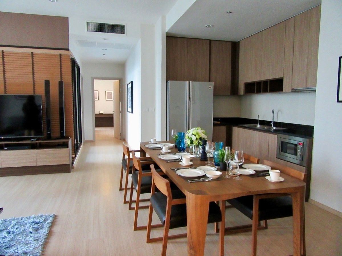 คอนโดพระราม 9 เพชรบุรีตัดใหม่ RCA : คอนโด The Capital Ekamai-Thonglor เดินทางสะดวก ใกล้รถไฟฟ้าบีทีเอส มีรถรับส่ง ห้องหรู-สวย เฟอร์นิเจอร์ครบ พร้อมอยู่ทันที!!