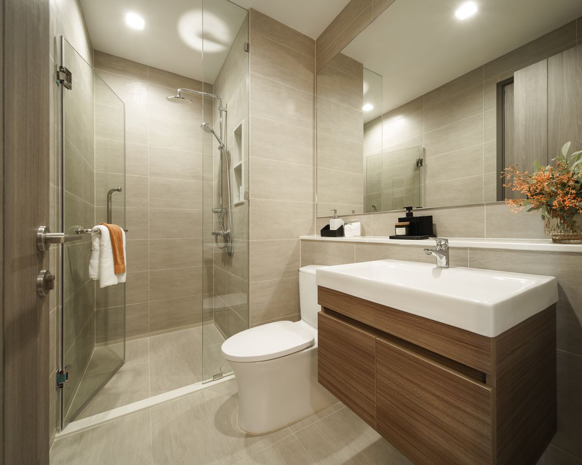 ขายคอนโดสาทร นราธิวาส : 3 นอน 2 ห้องสุดท้าย ติด รร. นานาชาติ Shrewsbury ใกล้ BTS สะพานตากสิน 081-245-7349