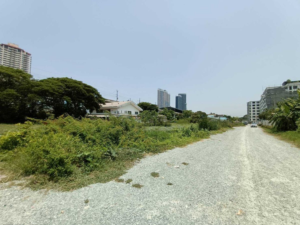 ขายที่ดินพัฒนาการ ศรีนครินทร์ : ขายด่วนที่ดินแปลงใหญ่ เลียบมอเตอร์เวย์ พัฒนาการ53 (N.633)