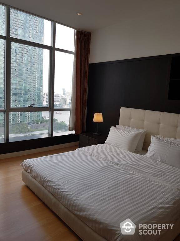 For SaleCondoWongwianyai, Charoennakor : 1-BR Condo at Baan Sathorn Chaopraya near BTS Krung Thon Buri