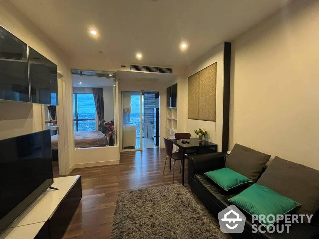 For SaleCondoOnnut, Udomsuk : 1-BR Condo at The Room Sukhumvit 62 near BTS Punnawithi