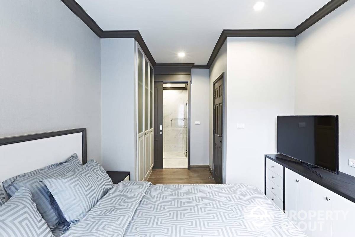 For SaleCondoSiam Paragon ,Chulalongkorn,Samyan : 1-BR Condo at The Reserve Kasemsan 3 near BTS National Stadium
