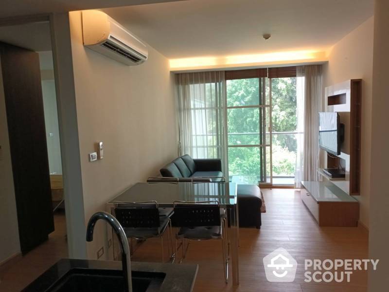 For RentCondoSukhumvit, Asoke, Thonglor : 2-BR Condo at Via 49 near BTS Phrom Phong
