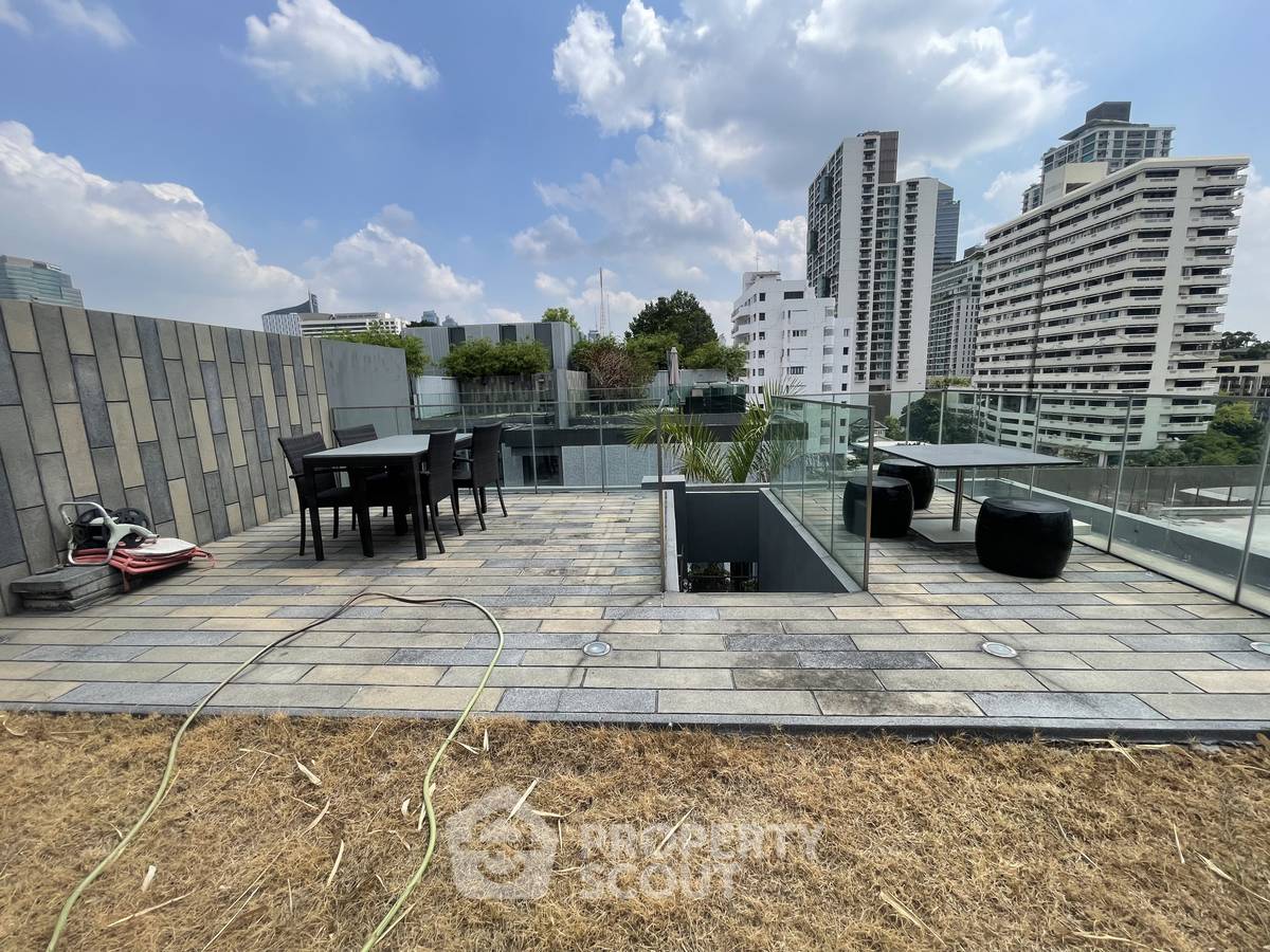 ขายคอนโดสุขุมวิท อโศก ทองหล่อ : คอนโด 3-ห้องนอน ที่ ไซมิส จอยญ่า ใกล้ MRT เพชรบุรี