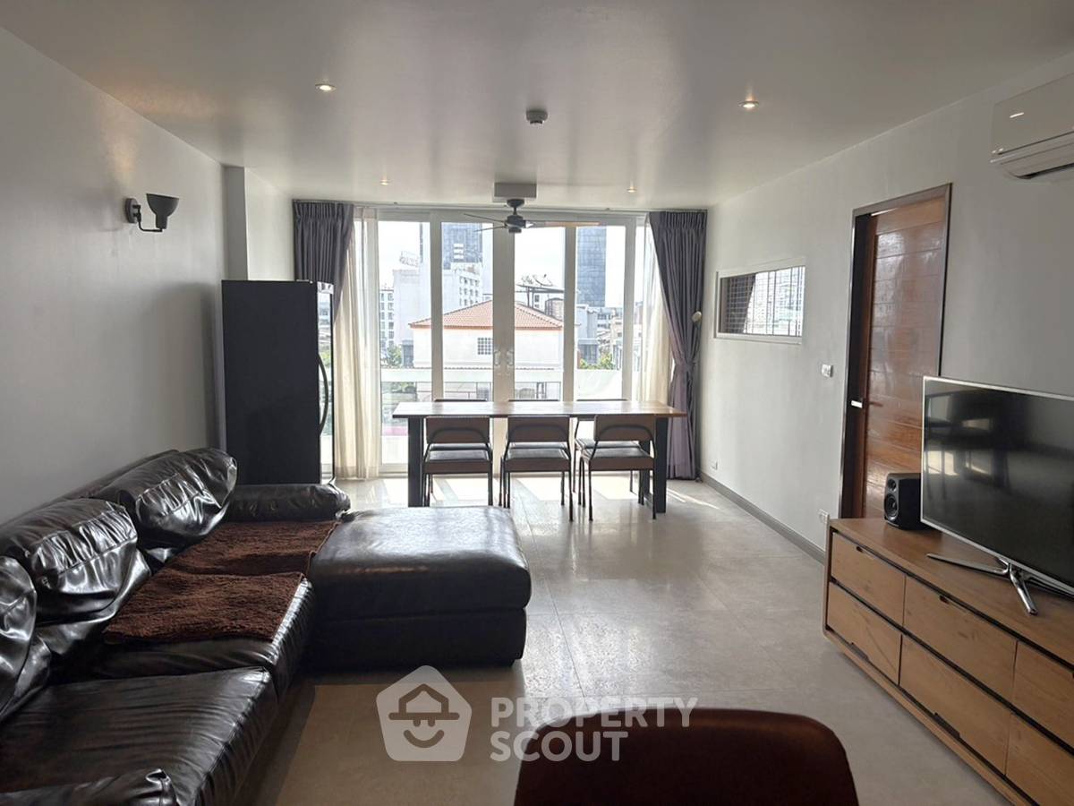 For SaleCondoSapankwai,Jatujak : 2-BR Condo at JC Tower Thong Lor close to Phrom Phong