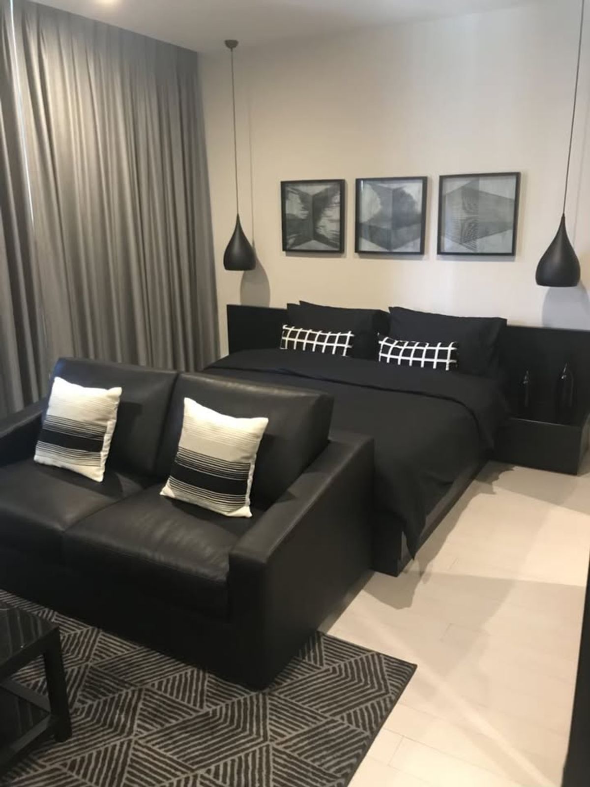 ให้เช่าคอนโดวิทยุ ชิดลม หลังสวน : ว่างแล้ว Noble Ploenchit 1bed1bath 47 sq.m. ห้องวิวสวนโครงการ ชั้นไม่สูง พร้อมลากกระเป๋า เข้าอยู่