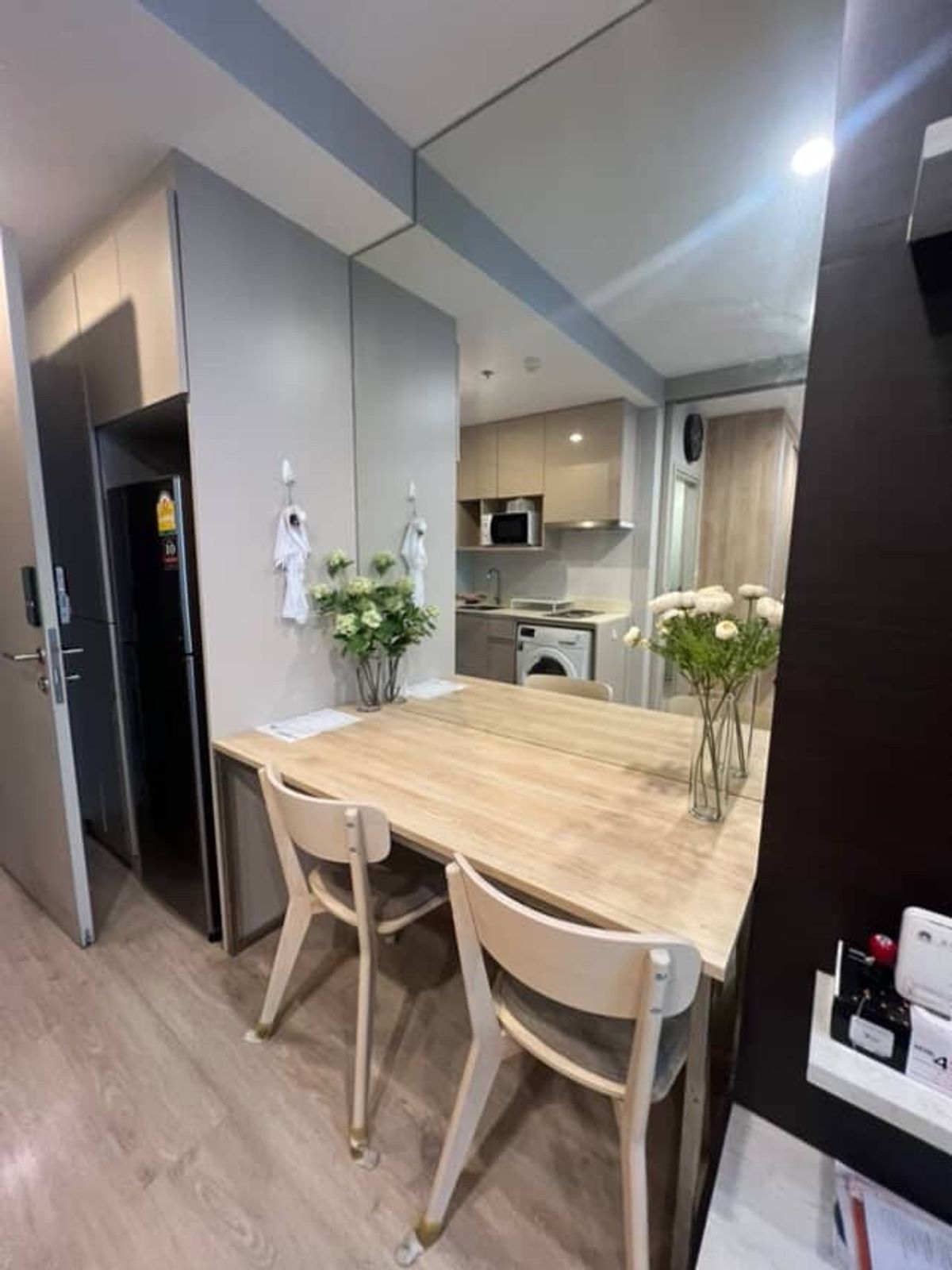 ให้เช่าคอนโดสยาม จุฬา สามย่าน : For Rent!! Ideo Q Chula - Samyan Rent Price!! 23,000฿ per month❤️‍🔥1 Bedroom 1 Bathroom size 33 sq.m. Contract Aomam (agent) Tel./Line id : 0955871692 WhatsApp : +66 95 587 1692