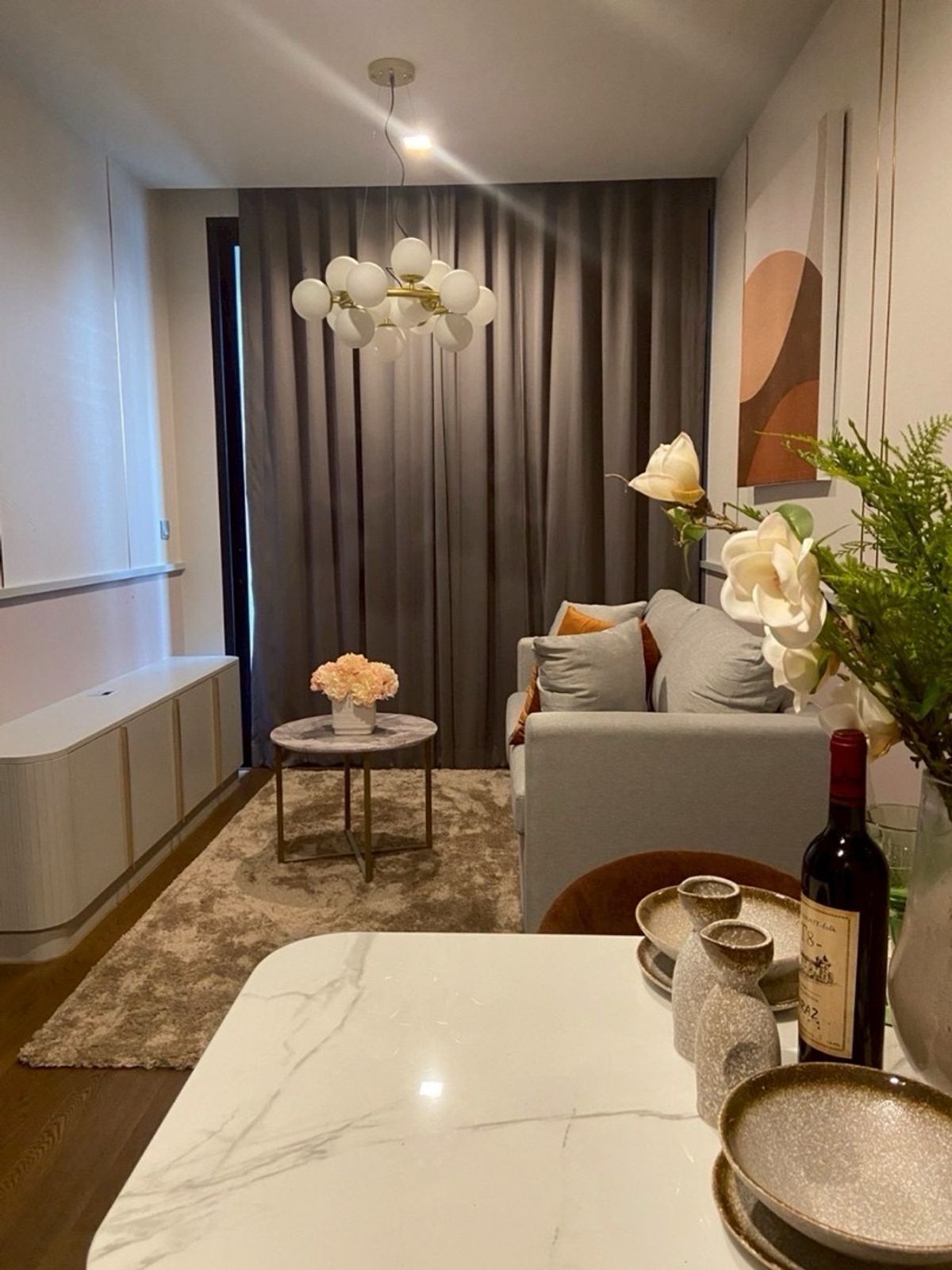 ขายคอนโดสุขุมวิท อโศก ทองหล่อ : 1 BEDROOM SPACIOUS - แต่งหรูครบพร้อมอยู่ 8.19 ล้าน* จำนวนจำกัด! โทร0946242014 นุ้ย
