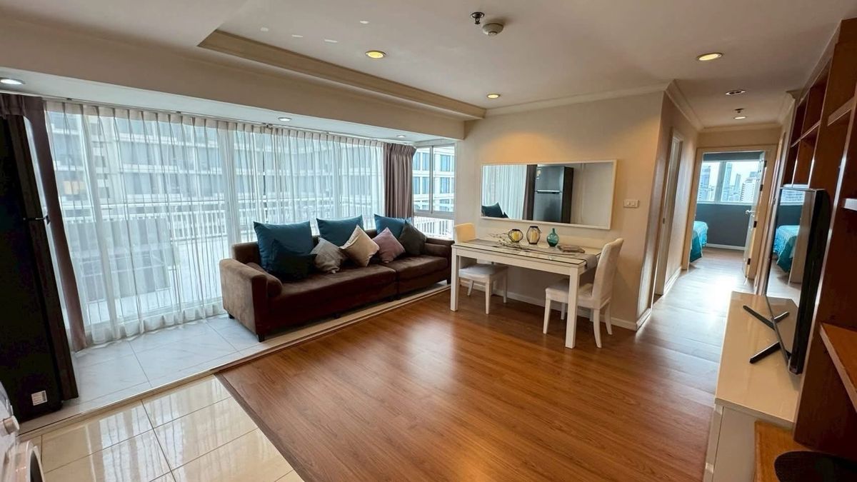ให้เช่าคอนโดสุขุมวิท อโศก ทองหล่อ : 𝗣𝗥𝗢𝗝𝗘𝗖𝗧 : Grand Park View Asoke | แกรนด์ พาร์ค วิว อโศก | 2 Bed 🛌 1 Bath 🛀 100 Sqm!    
Penthouse | วิวเมืองพาโนรามา 🌇
ระเบียงห้องกว้างมากก 60 Sqm!!!