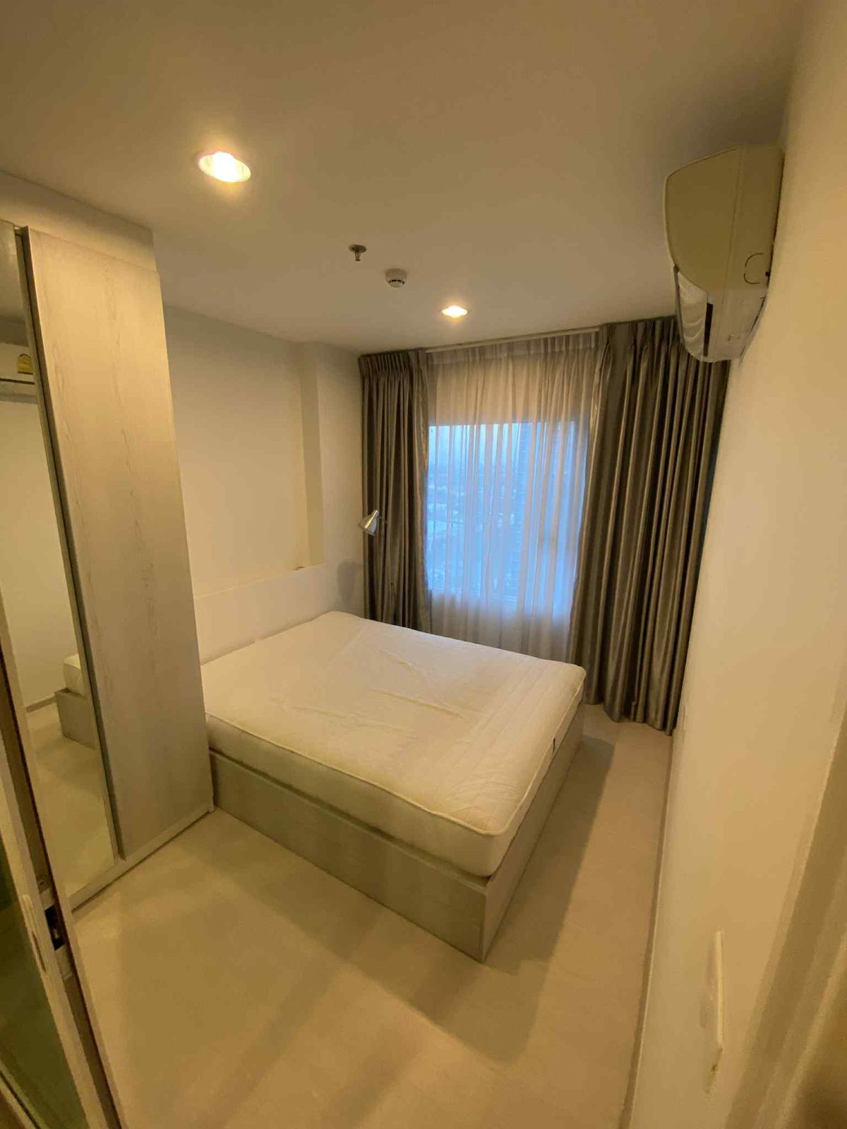 ขายคอนโดสมุทรปราการ สำโรง : ห้องนี้ราคาดีมากใครเช่าอยู่ได้ไปคุ้มครับ  ขาย Aspire erawan รหัสทรัพย์ [S816]