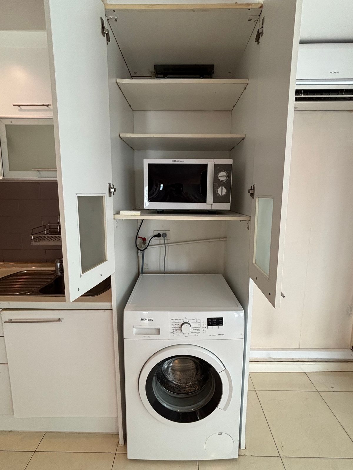 คอนโดสุขุมวิท อโศก ทองหล่อ : คอนโด Grand Park View Asoke เดินทางสะดวก ใกล้รถไฟฟ้าบีทีเอส มีรถรับส่ง เฟอร์นิเจอร์ครบ พร้อมอยู่ทันที