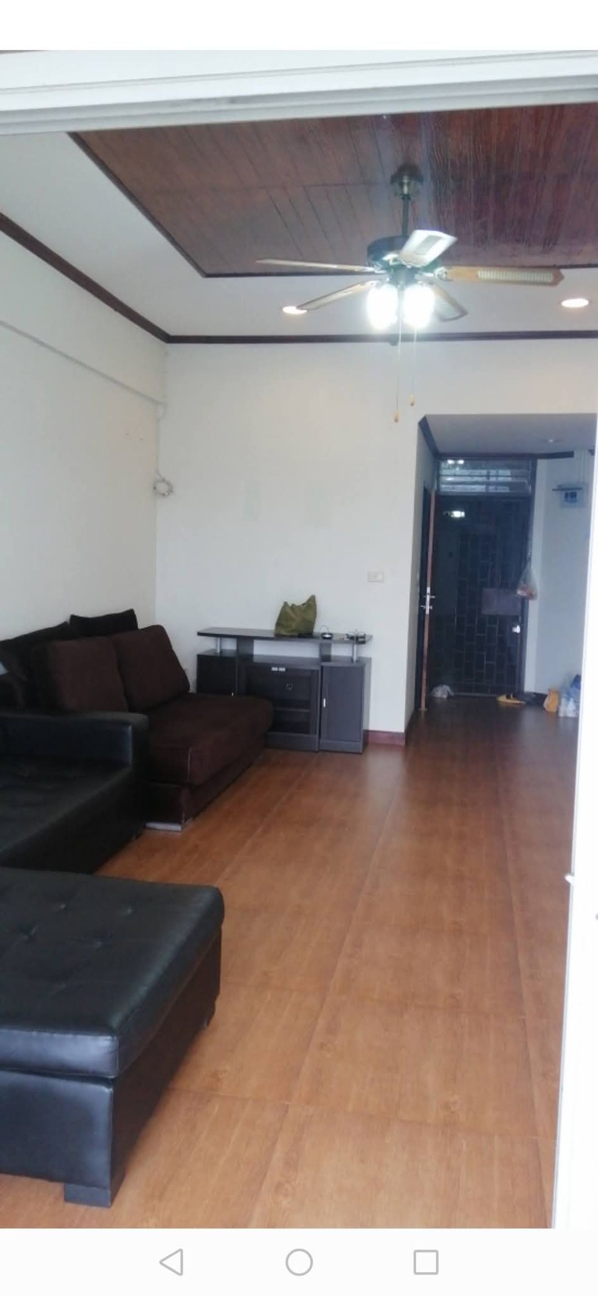 ให้เช่าคอนโดรามคำแหง หัวหมาก : 12,000 BHT/Month ฝักข้าวโพด Condo (ห้องมุม)