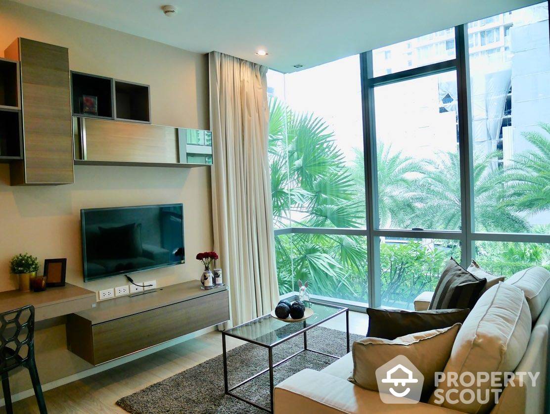 For RentCondoSukhumvit, Asoke, Thonglor : 1-BR Condo at The Room Sukhumvit 21 near MRT Sukhumvit