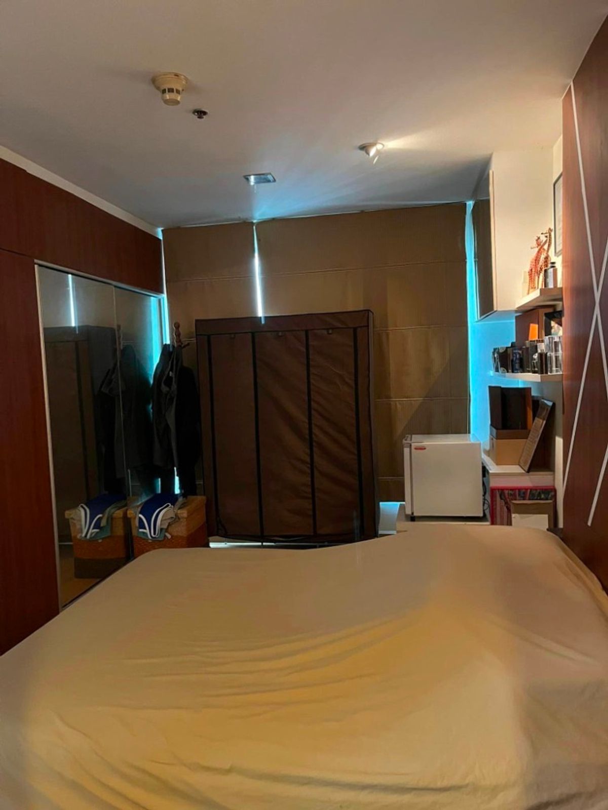 ขายคอนโดรัชดา ห้วยขวาง : ขายราคาดีที่สุด!! ในโครงการ Life @ Ratchada-Sutthisan (2bad1bath 60 ตรม.) เพียง 4.2 ล้านบาท เท่านั้น Tel.0806265693  คุณแบม 