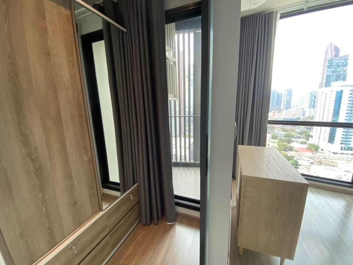 For RentCondoSukhumvit, Asoke, Thonglor : Rent Ashton Asoke. Price 28,000 baht/month [RER0037]