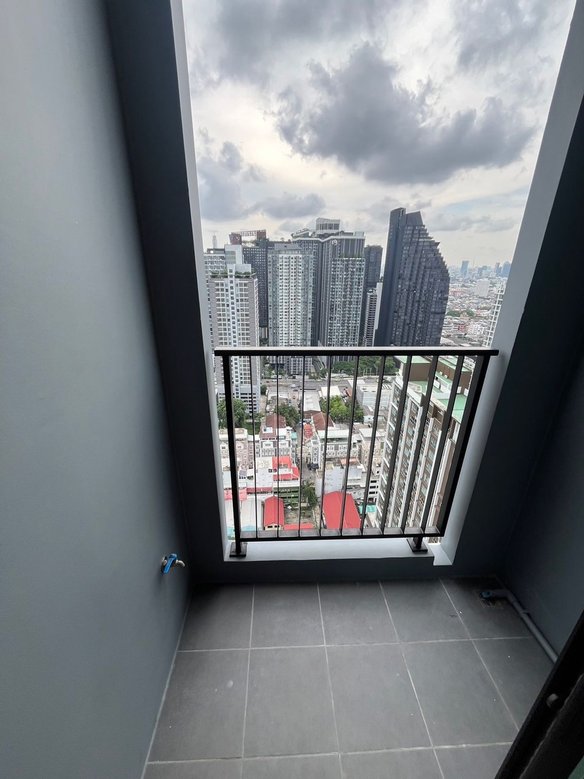 For RentCondoRama9, Petchburi, RCA : 🏙 For rent IDEO RAMA 9 - Asoke Duplex, complete, complete, ready to be near MRT Rama 9 27K Hotdeal.