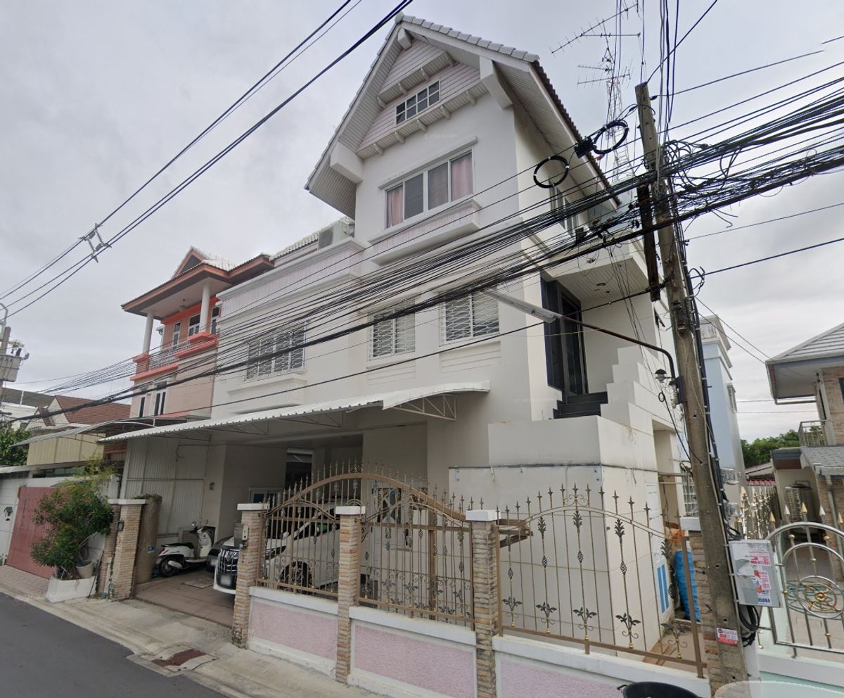 ให้เช่าบ้านรัชดา ห้วยขวาง : ให้เช่าบ้าน ย่านรัชดา  ถนนสุทธิสารวินิจฉัย แขวงสามเสนนอก เขตห้วยขวาง กรุงเทพ (รหัสทรัพย์ TH2-183)