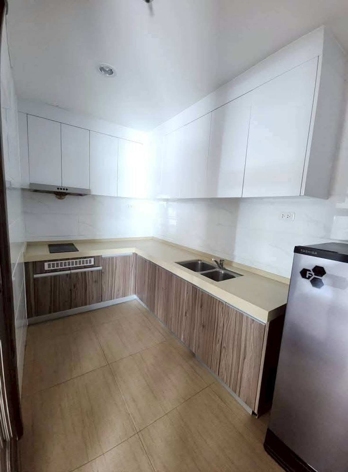 ให้เช่าคอนโดรัชดา ห้วยขวาง : 🔴23,000฿🔴 𝗔𝗿𝘁𝗶𝘀𝗮𝗻 𝗥𝗮𝘁𝗰𝗵𝗮𝗱𝗮┃อาร์ติซาน รัชดา  ✅ ใกล้ MRT ศูนย์วัฒนธรรม ยินดีบริการ🙏สนใจทัก 𝙇𝙄𝙉𝙀 มานะคะ (ตอบไวมาก):​📱 รหัสทรัพย์​ 6904-0210📱: ไอดีไลน์:@bbcondo88