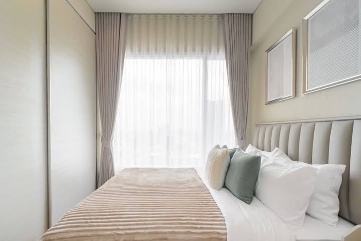 For RentCondoLadprao, Central Ladprao : Renting The St. Residence. Livable room on the 31st floor.