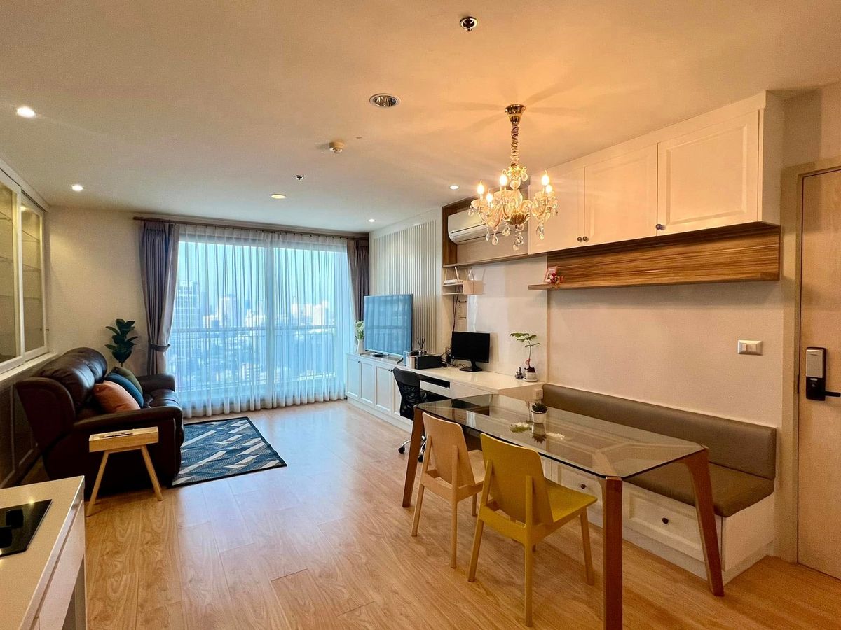 ขายคอนโดสุขุมวิท อโศก ทองหล่อ : ขายคอนโด ริทึ่ม สุขุมวิท 42 ( Rhythm Sukhumvit 42 )	 BTS เอกมัย  ราคาขาย 13,900,000.00 บาท 2 ห้องนอน 2 ห้องน้ำ 77.93 ตร.ม. ชั้น 27