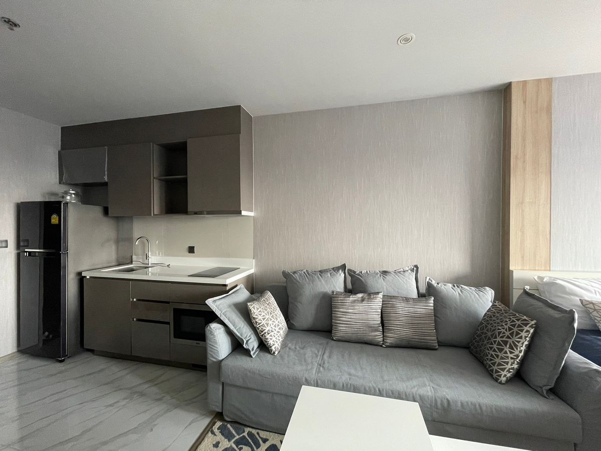 For RentCondoSukhumvit, Asoke, Thonglor : Rent RHYTHM EKKAMAI. Price 20,000 baht/month [RER0026]