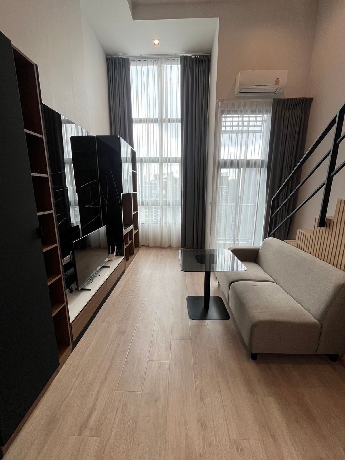 For RentCondoRama9, Petchburi, RCA : 🏙 For rent IDEO RAMA 9 - Asoke Duplex, complete, complete, ready to be near MRT Rama 9 27K Hotdeal.