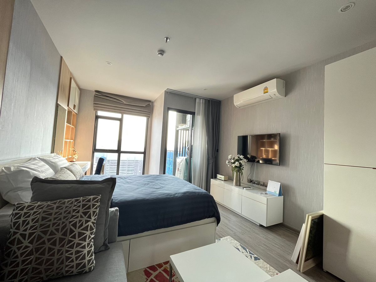 For RentCondoSukhumvit, Asoke, Thonglor : Rent RHYTHM EKKAMAI. Price 20,000 baht/month [RER0026]