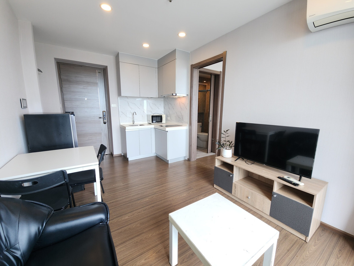 For RentCondoRatchadapisek, Huaikwang, Suttisan : 🔴12500฿🔴 𝗔𝗿𝘁𝗶𝘀𝗮𝗻 𝗥𝗮𝘁𝗰𝗵𝗮𝗱𝗮┃Artisan Ratchada ✅ near MRT Cultural Center Happy to serve you. If interested, contact 𝙇𝙄𝙉𝙀 (reply very quickly):​📱 Asset code​ 6901-0205📱: Line ID:@bbcondo88