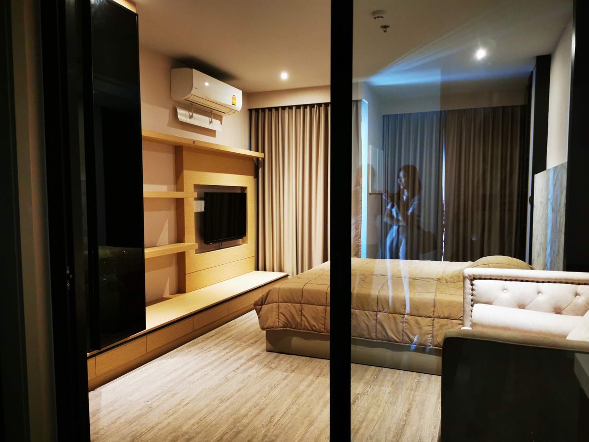 For RentCondoSukhumvit, Asoke, Thonglor : Rent RHYTHM EKKAMAI. Price 25,000 baht/month [RER0100]