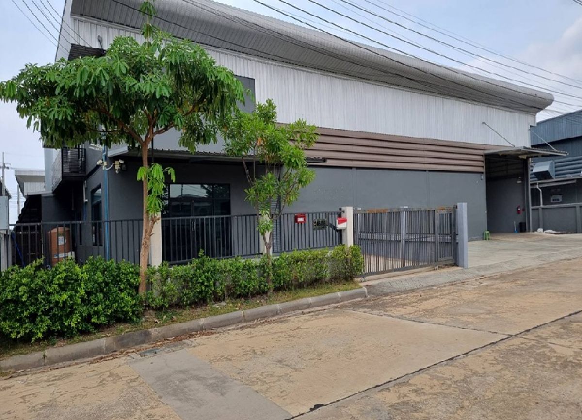 ให้เช่าโกดังสมุทรปราการ สำโรง : For Rent ให้เช่าโกดัง / โรงงาน พร้อมสำนักงาน 2 ชั้น ซอยคิงคอง เทพารักษ์ กม.25 / พื้นที่ดิน 260 ตารางวา พื้นที่ใช้สอย 600 ตารางเมตร รถเทรลเลอร์เข้าออกสะดวก เหมาะหลากหลายธุรกิจ