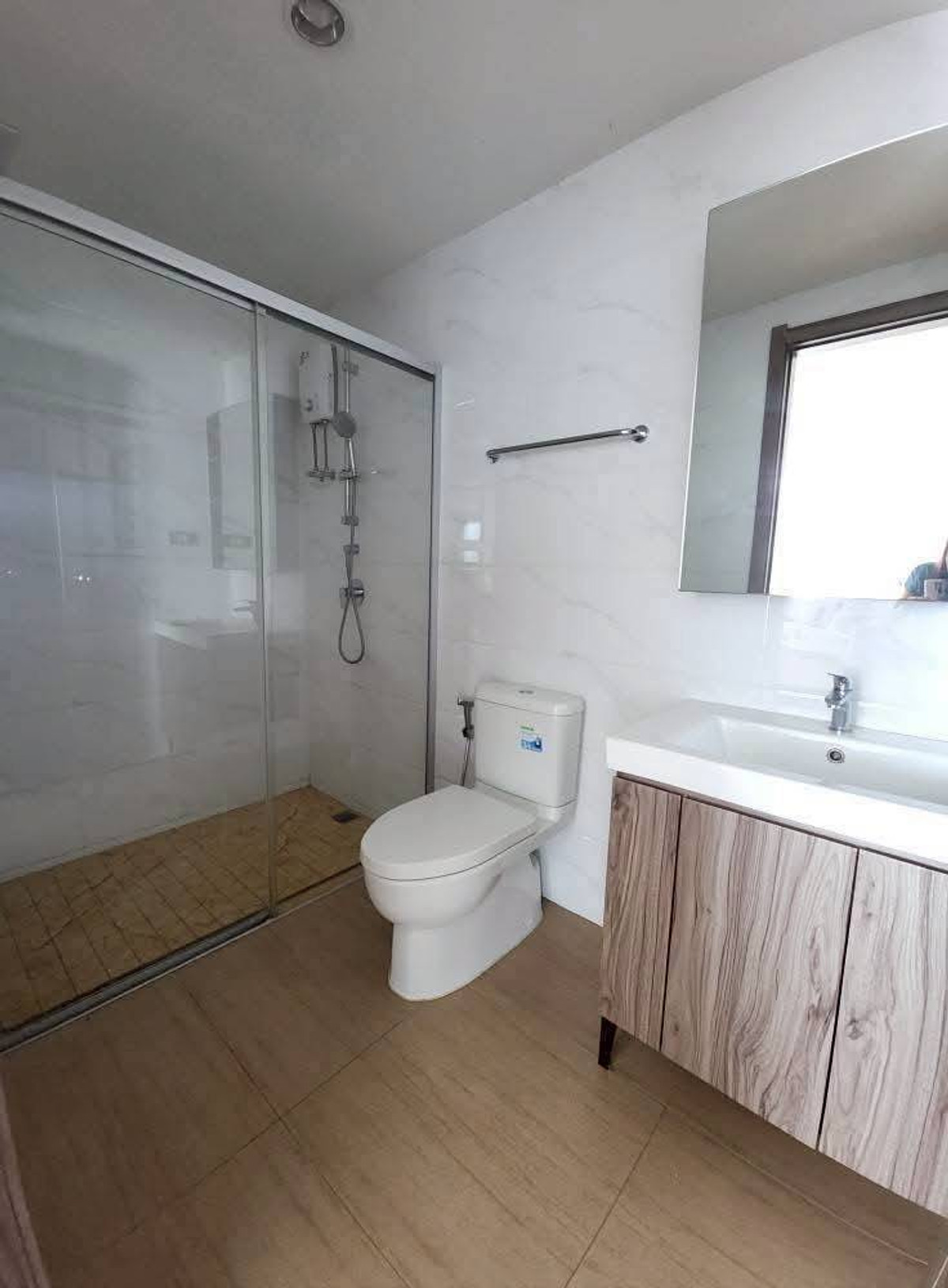 ให้เช่าคอนโดรัชดา ห้วยขวาง : 🔴23,000฿🔴 𝗔𝗿𝘁𝗶𝘀𝗮𝗻 𝗥𝗮𝘁𝗰𝗵𝗮𝗱𝗮┃อาร์ติซาน รัชดา  ✅ ใกล้ MRT ศูนย์วัฒนธรรม ยินดีบริการ🙏สนใจทัก 𝙇𝙄𝙉𝙀 มานะคะ (ตอบไวมาก):​📱 รหัสทรัพย์​ 6904-0210📱: ไอดีไลน์:@bbcondo88