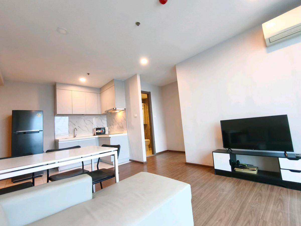 ให้เช่าคอนโดรัชดา ห้วยขวาง : 🔴24000฿🔴 𝗔𝗿𝘁𝗶𝘀𝗮𝗻 𝗥𝗮𝘁𝗰𝗵𝗮𝗱𝗮┃อาร์ติซาน รัชดา  ✅ ใกล้ MRT ศูนย์วัฒนธรรม ยินดีบริการ🙏สนใจทัก 𝙇𝙄𝙉𝙀 มานะคะ (ตอบไวมาก):​📱 รหัสทรัพย์​ 6811-2001📱: ไอดีไลน์:@bbcondo88