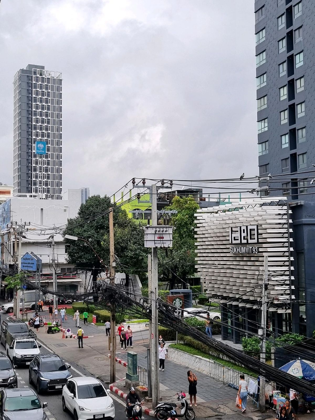 For RentShop HouseOnnut, Udomsuk : For rent on 2-3-4 floors for Home Office/Workshop/studio/shophouse/gallery or residence near BTS 150m. (By walk 3 mins)​