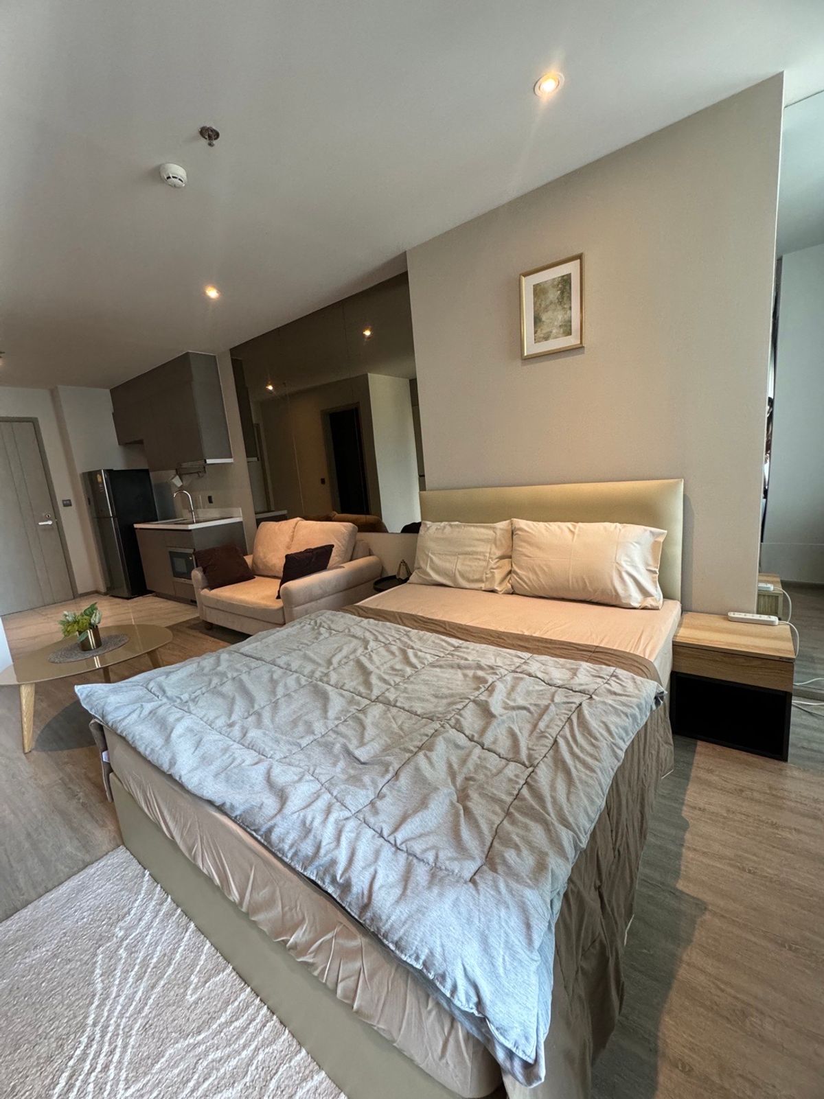 For RentCondoSukhumvit, Asoke, Thonglor : Rent Rhythm Ekkamai. Price 22,000 baht/month [Resr005]