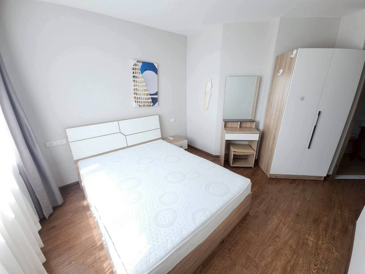 For RentCondoRatchadapisek, Huaikwang, Suttisan : 🔴23,000฿🔴 𝗔𝗿𝘁𝗶𝘀𝗮𝗻 𝗥𝗮𝘁𝗰𝗵𝗮𝗱𝗮┃Artisan Ratchada ✅ near MRT Cultural Center Happy to serve you. If interested, contact 𝙇𝙄𝙉𝙀 (reply very quickly):​📱 Property code​ 6904-0210📱: Line ID:@bbcondo88