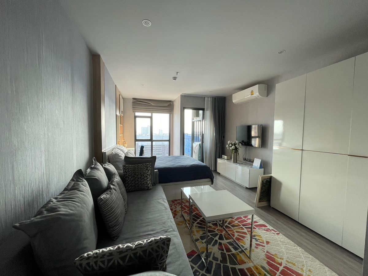 For RentCondoSukhumvit, Asoke, Thonglor : Rent RHYTHM EKKAMAI. Price 20,000 baht/month [RER0026]