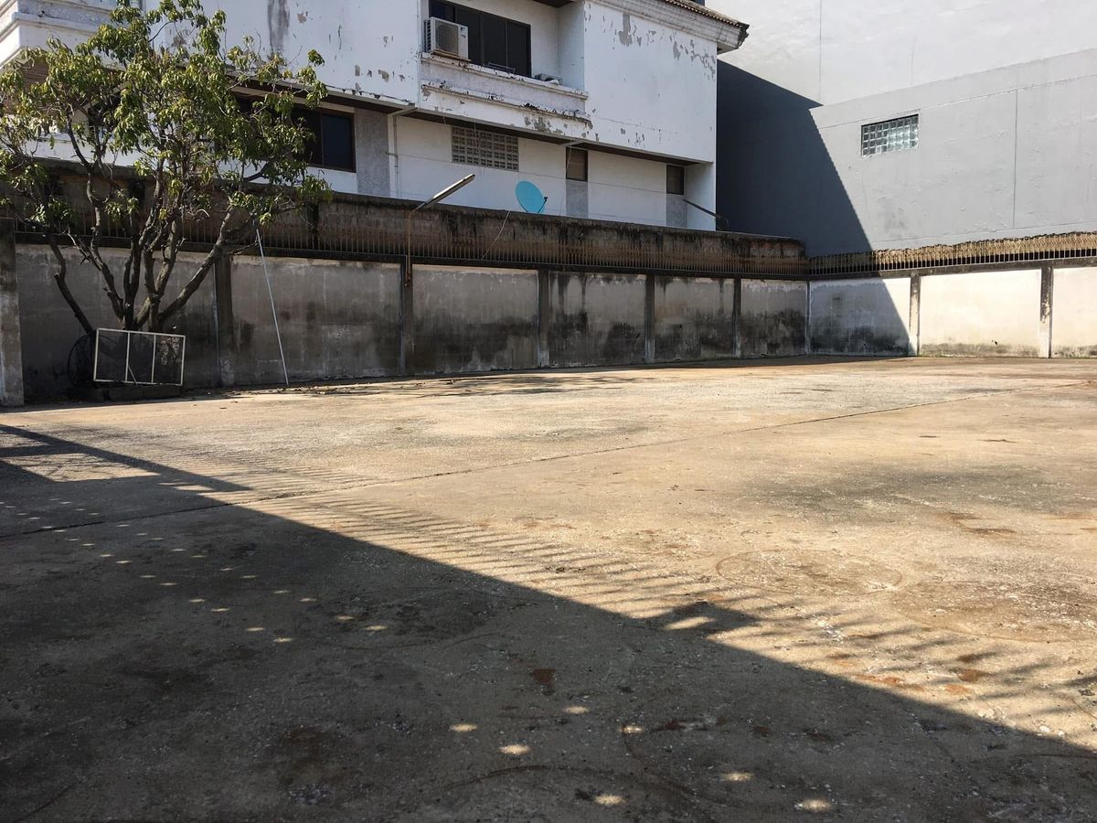 ขายที่ดินวิภาวดี ดอนเมือง หลักสี่ : ♧ Prime Location ♧ ที่ดินเปล่า ขนาดที่ดิน 100.00 ตร.ว. | ใกล้มหาวิทยาลัยศรีปทุม